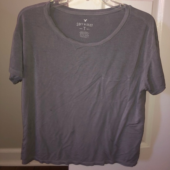 American Eagle Outfitters Tops - American Eagle Soft & Sexy T-shirt